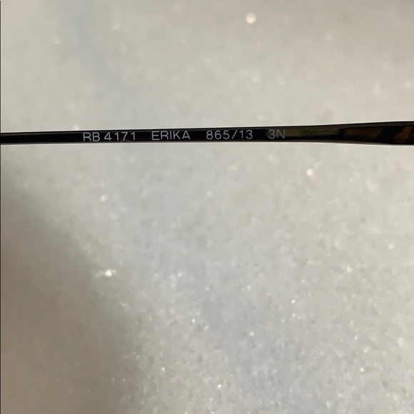 Ray-Ban Erika RB4171 - Picture 5 of 5